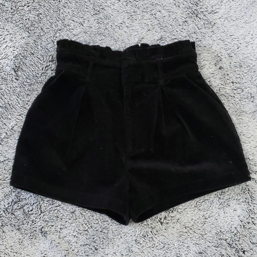 Forever 21 black shorts